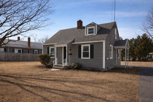 118 Pilgrim Rd, Springfield, MA, 01118-1416 | Card Image