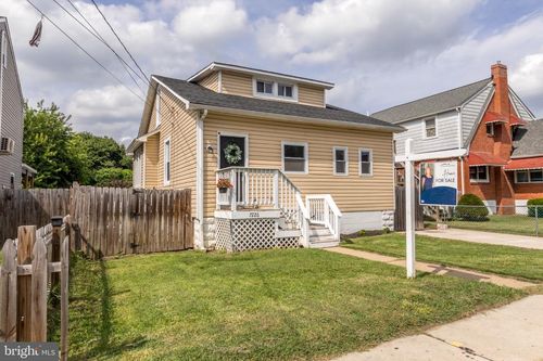 7226 Holabird Ave, DUNDALK, MD, 21222-1809 | Card Image