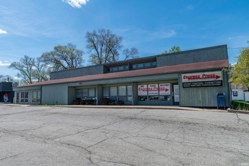 325 N Dixie Way, South Bend, IN, 46637-3311 | Card Image