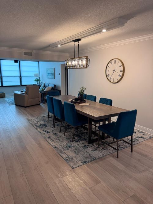 105-3710 Whitehall Drive, West Palm Beach, FL, 33401 | Card Image