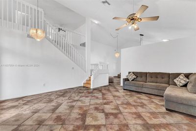 280 Sw 178th Way, House other with 4 bedrooms, 2 bathrooms and null parking in Pembroke Pines FL | Image 3