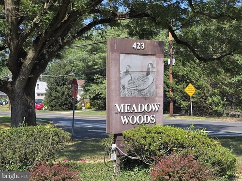 706 Meadow Woods Ln, LAWRENCE TOWNSHIP, NJ, 08648-4238 | Card Image