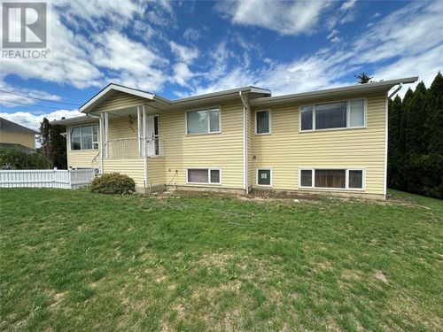 131 Fort Ave, Kamloops, BC, V2B1G9 | Card Image