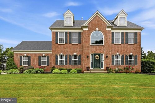 304 Alexander Ct, CHALFONT, PA, 18914-3772 | Card Image