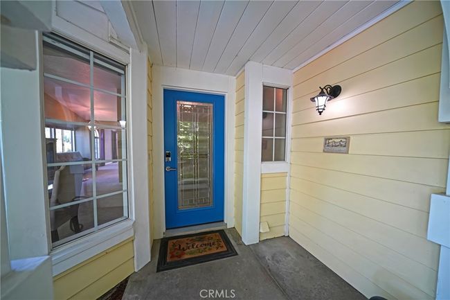 27768 Crookshank Dr, House other with 3 bedrooms, 2 bathrooms and 2 parking in Santa Clarita CA | Image 7