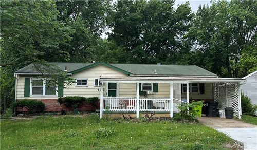 403 Park Ave, Belton, MO, 64012-3120 | Card Image