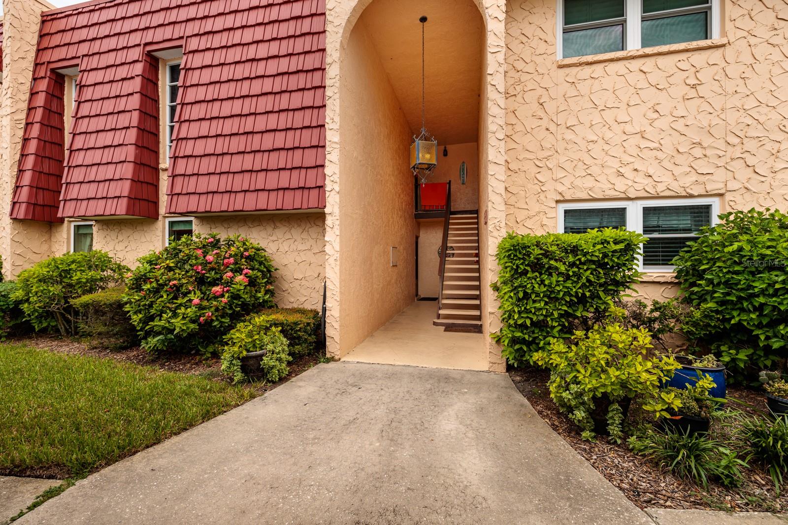 Cedarwood Cir, Seminole, FL 33777