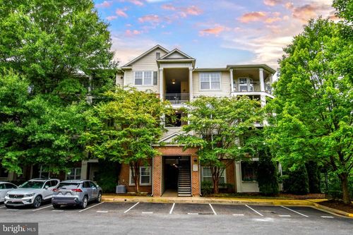 unit-203-12108 Garden Grove Cir, FAIRFAX, VA, 22030-9010 | Card Image