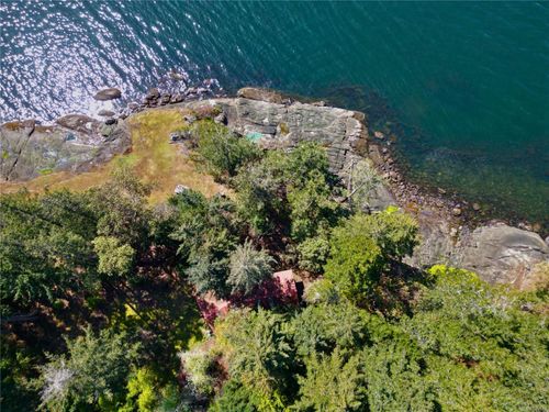 3 Grant Rd, Lasqueti Island, BC, V0R2J0 | Card Image