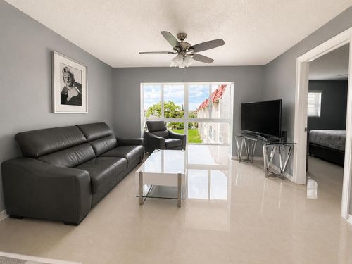312-2951 E Sunrise Lakes Dr, Sunrise, FL, 33322-1764 | Card Image