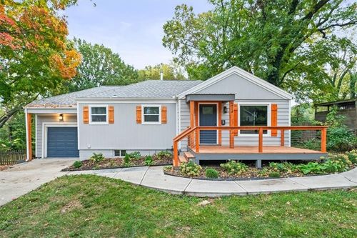 6213 Terrydale St, Mission, KS, 66202-2943 | Card Image