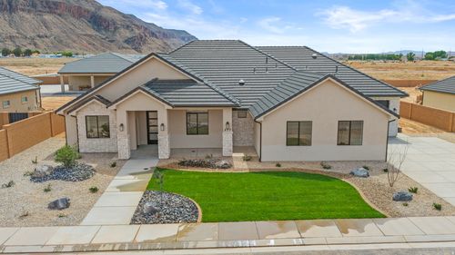 977 W 1920 S, Hurricane, UT, 84737 | Card Image