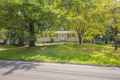 223 Kings Hwy, Congers, NY, 10920-2719 | Card Image