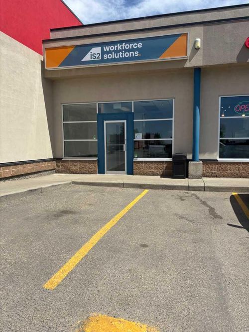 {{alt}} | Card Image