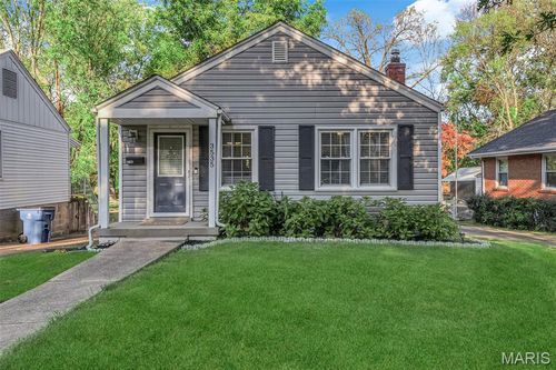 3535 San Jose Ln, Saint Ann, MO, 63074-2806 | Card Image