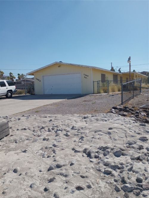 1682 S Toro Rd Road, Bullhead City, AZ, 86442 | Card Image