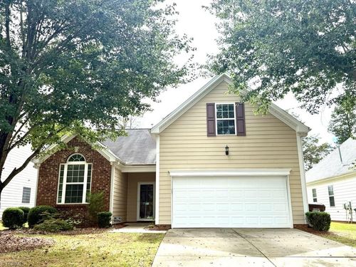 2464 Birch View Dr, High Point, NC, 27265-9468 | Card Image