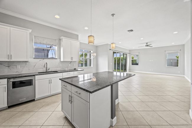 16007 Whippoorwill Cir, House other with 5 bedrooms, 4 bathrooms and null parking in Westlake FL | Image 17