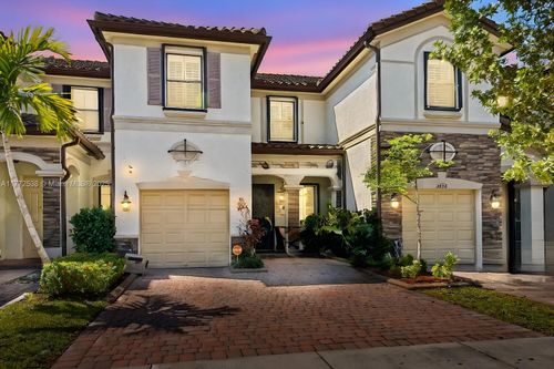 0-3424 W 92nd Pl, Hialeah, FL, 33018-2071 | Card Image