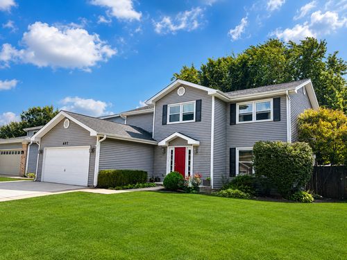 697 Kristy Ln, Wheeling, IL, 60090-5597 | Card Image