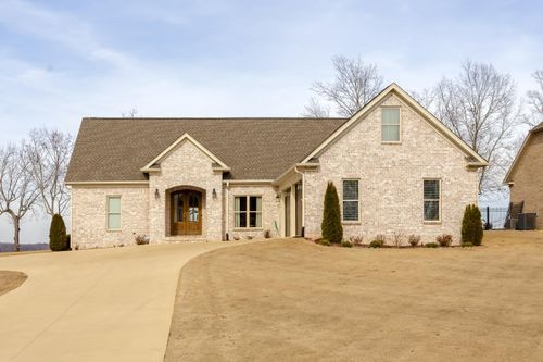 95 Crown Pointe Dr, Muscle Shoals, AL, 35661 | Card Image