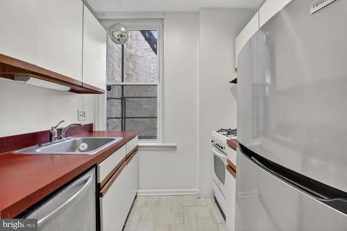apt-2f-258 S 9th St, PHILADELPHIA, PA, 19107-5709 | Card Image