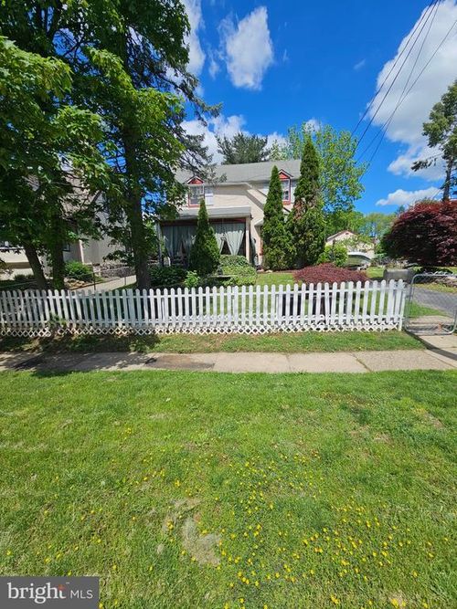 306 S Carol Blvd, UPPER DARBY, PA, 19082-2805 | Card Image