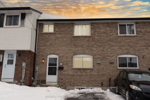 991 Amberdale Cres, Kingston, ON, K7M6X6 | Card Image