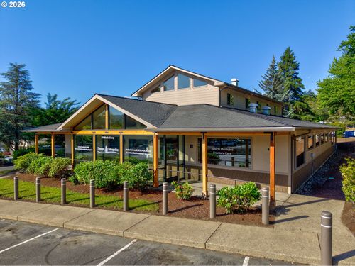 277 Nw Medical Loop, Roseburg, OR, 97471-1644 | Card Image