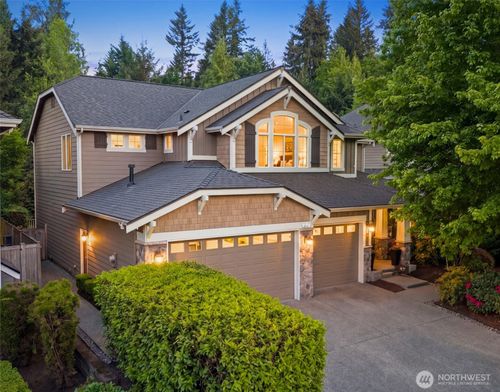 2841 275th Ave Se, Sammamish, WA, 98075-4214 | Card Image