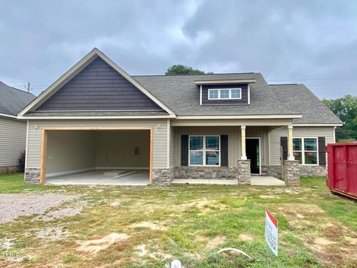104 Kingston Cir, Goldsboro, NC, 27530-7756 | Card Image