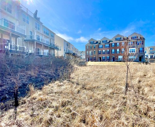 2822 Purley Ave, Ann Arbor, MI, 48105-2295 | Card Image