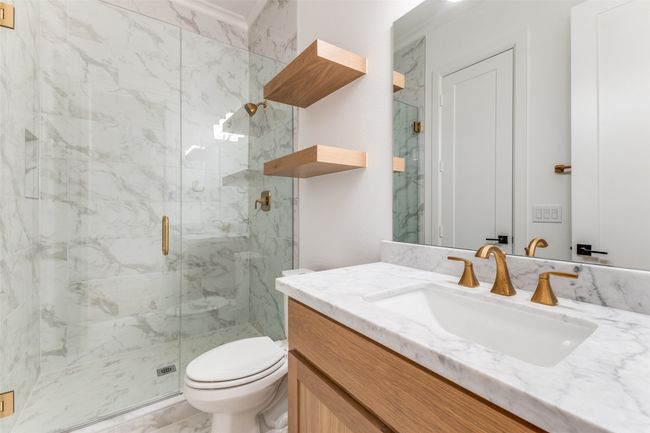 Powder Bath | Image 18