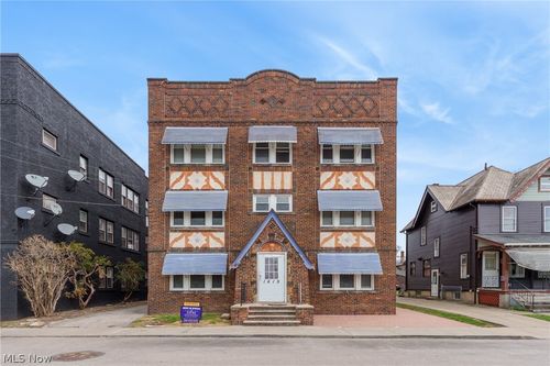 1419 Roycroft Ave, Lakewood, OH, 44107-3450 | Card Image