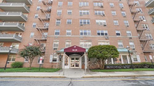 6f-8429 153rd Avenue, New York, NY, 11414 | Card Image
