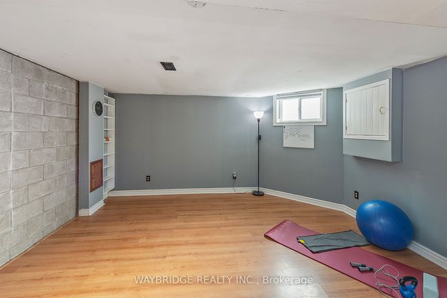 24 Mckeown Cres, House attached with 3 bedrooms, 2 bathrooms and 4 parking in Amherstview ON | Image 39