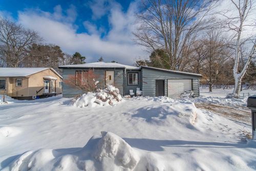 1402 Woodland Avenue, Marquette, MI, 49855 | Card Image