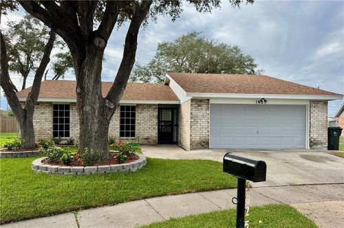 1925 Tawakoni St, Corpus Christi, TX, 78409-2115 | Card Image