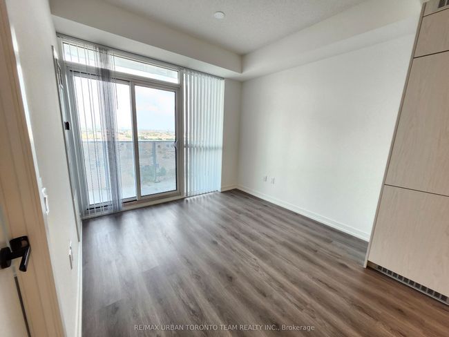 1508 - 28 Interchange Way, Condo with 1 bedrooms, 1 bathrooms and null parking in Concord ON | Image 4