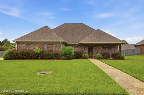 430 Rolling Hills Cir, Brandon, MS, 39042-5024 | Card Image