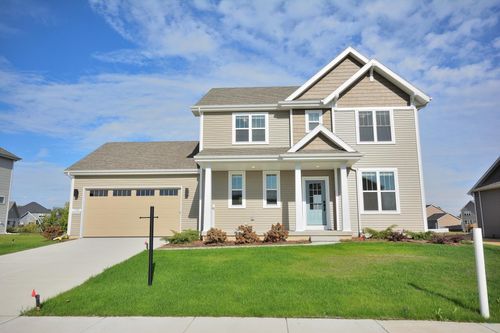 N53W19954 Kingair Drive, Menomonee Falls, WI, 53051 | Card Image