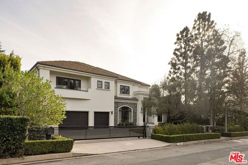 280 Homewood Rd, Los Angeles, CA, 90049-2710 | Card Image