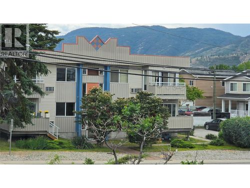 307 Norton Street, Penticton, BC, V2A4H9 | Card Image