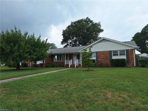 4601 Miles Standish Road, Virginia Beach, VA, 23455 | Card Image
