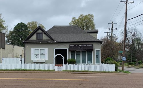 2206 Union Ave, Memphis, TN, 38104-4205 | Card Image