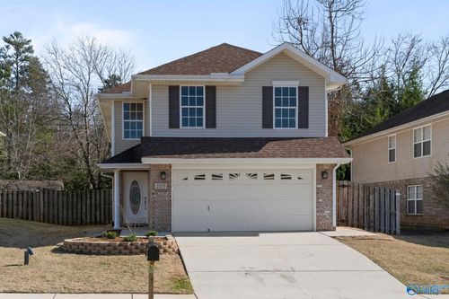 205 Shadow Ct Sw, Huntsville, AL, 35824-2524 | Card Image