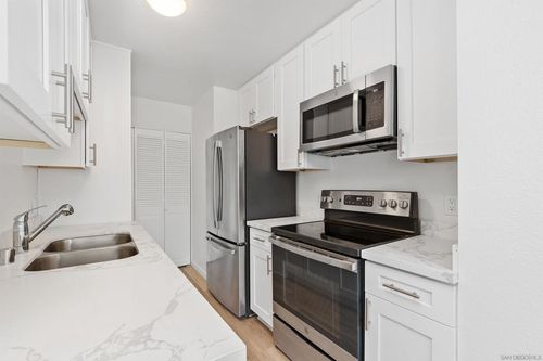 1a-4621 Lamont St, San Diego, CA, 92109-6511 | Card Image