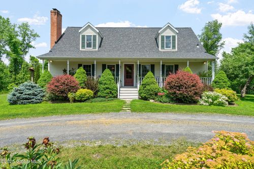 58 Van Deusen Rd, Hudson, NY, 12534-4015 | Card Image
