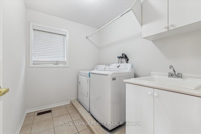 337 Landsborough Ave, House attached with 4 bedrooms, 3 bathrooms and 2 parking in Milton ON | Image 20