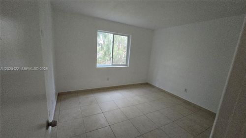 d2l-14820 Naranja Lakes Blvd, Homestead, FL, 33032-8338 | Card Image